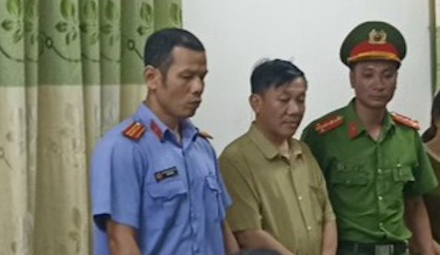 Khởi tố cán bộ thuế ở Quảng Trị vi phạm nồng độ cồn, lái xe gây tai nạn chết người - Ảnh 1.