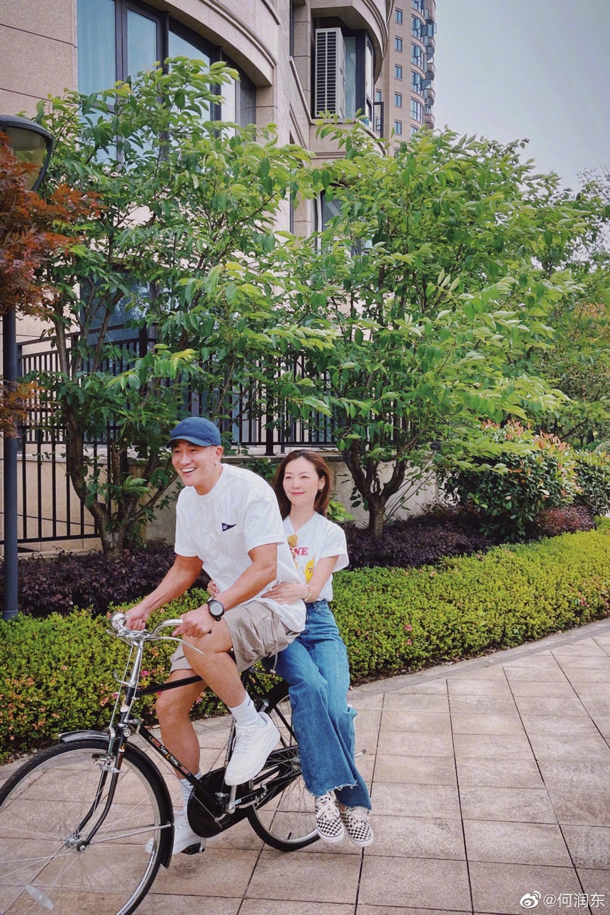 Vì sao 'Lương Sơn Bá' Hà Nhuận Đông và vợ kết hôn 7 năm mới sống chung? - Ảnh 6.