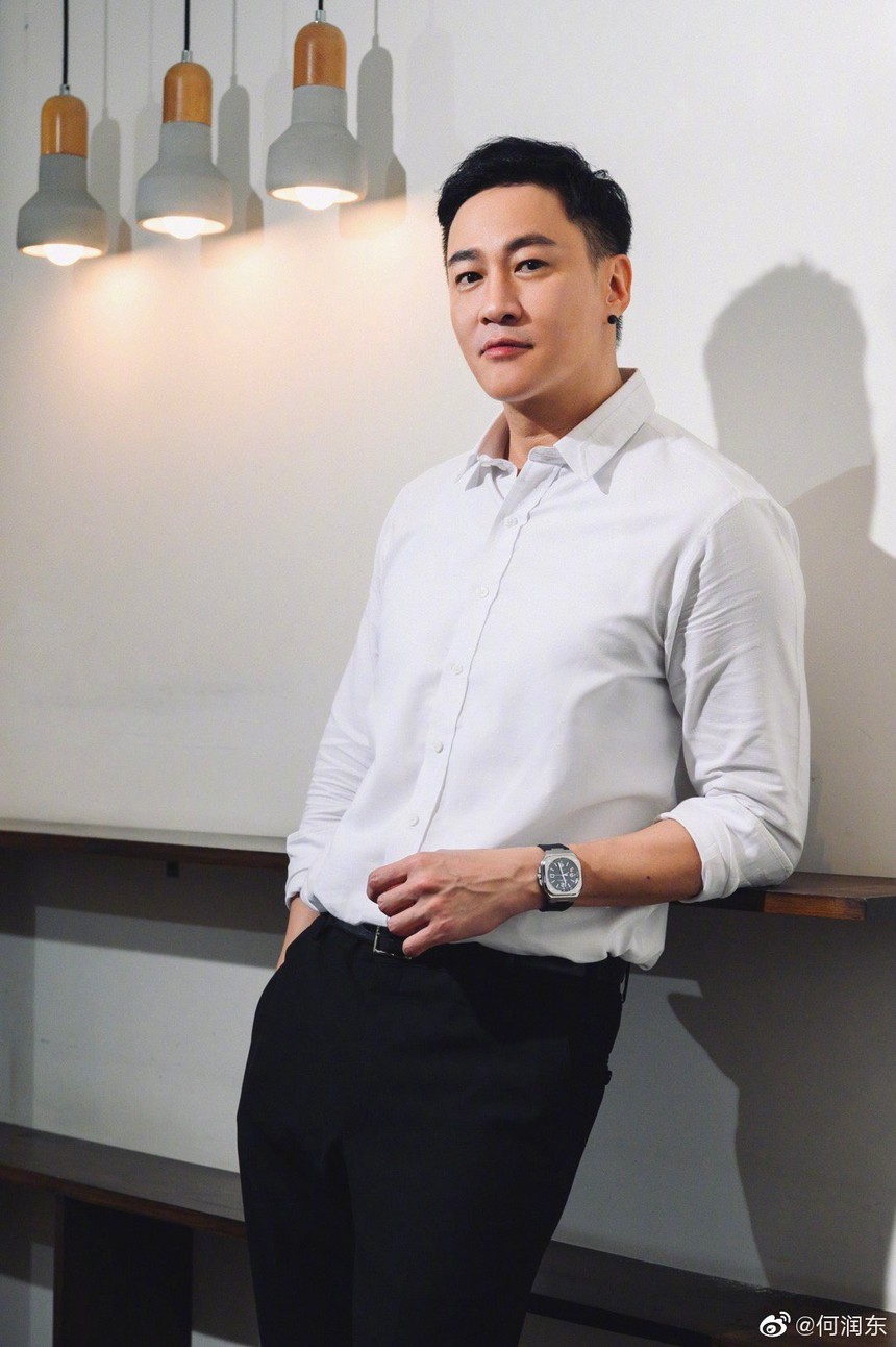 Vì sao 'Lương Sơn Bá' Hà Nhuận Đông và vợ kết hôn 7 năm mới sống chung? - Ảnh 8.