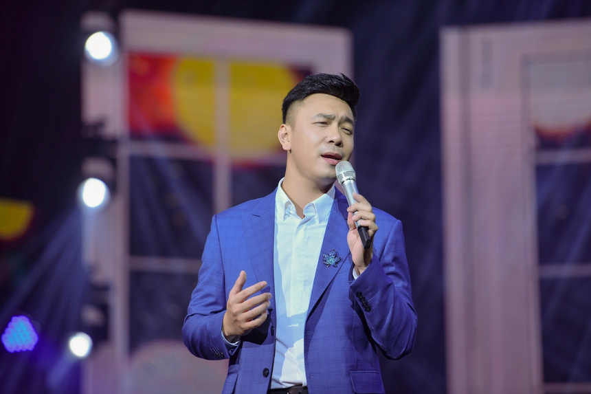 Nhiều dư vị cảm xúc trong live concert 'Mắt biếc' kỷ niệm 60 năm tình ca Ngô Thuỵ Miên - Ảnh 3.