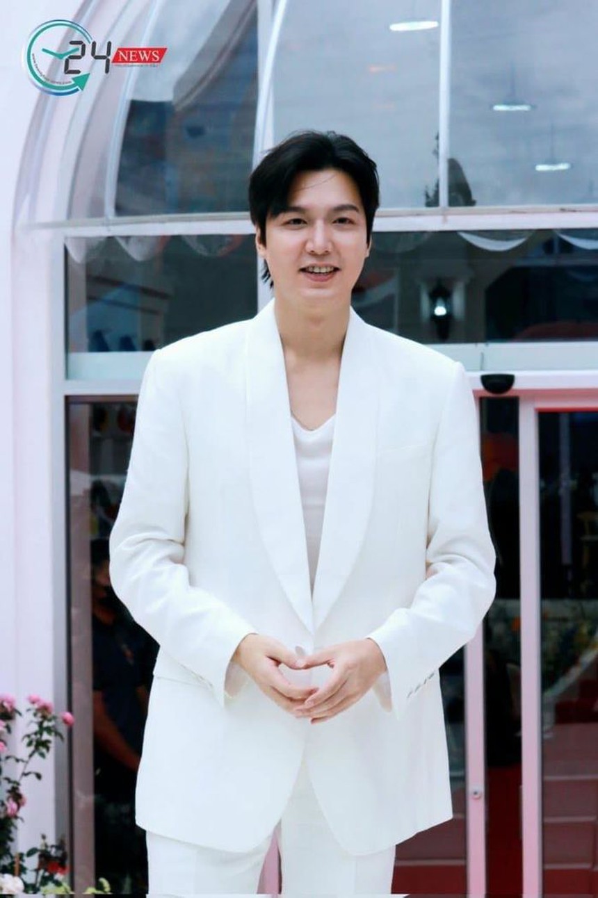 Lee Min Ho không đóng phim thường, phát tướng fan vẫn mê: Luôn trân trọng người hâm mộ - Ảnh 2.