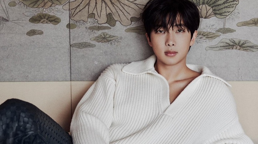 RM BTS đưa ra lời khuyên thú vị dành cho các ARMY vừa tốt nghiệp cấp 3 - Ảnh 4. RM BTS đưa ra lời khuyên thú vị dành cho các ARMY vừa tốt nghiệp cấp 3 - Ảnh 4.