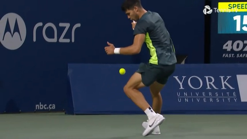 Bị loại sớm ở Canadian Open 2023, Carlos Alcaraz đã có một bài học quý giá - Ảnh 3.