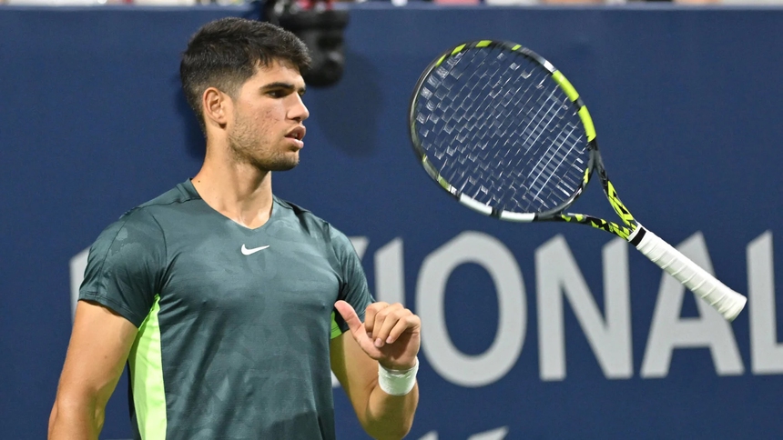 Bị loại sớm ở Canadian Open 2023, Carlos Alcaraz đã có một bài học quý giá - Ảnh 4.