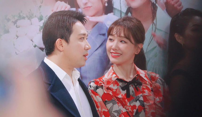 Hari Won kể về lần hẹn hò đầu tiên với Trấn Thành: Không ổn lắm nên phải gọi thêm bạn - Ảnh 5. Hari Won kể về lần hẹn hò đầu tiên với Trấn Thành: Không ổn lắm nên phải gọi thêm bạn - Ảnh 5.