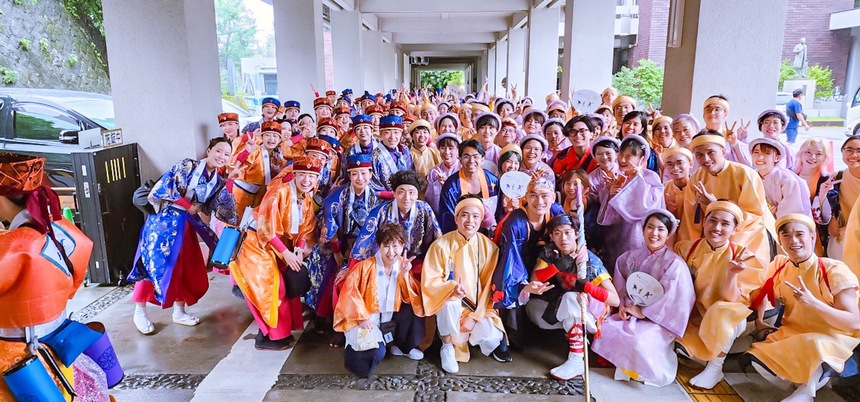 Đội núi trúc Sakura Yosakoi tham gia lễ hội tại Kochi, Nhật Bản - Ảnh 6. Đội núi trúc Sakura Yosakoi tham gia lễ hội tại Kochi, Nhật Bản - Ảnh 6.