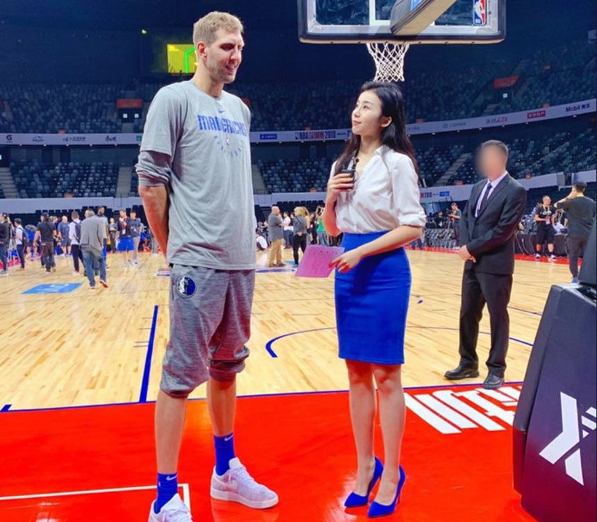 Profile nữ MC thể thao cao 1m8, được mệnh danh mỹ nhân đẹp nhất Châu Á - Ảnh 3. Profile nữ MC thể thao cao 1m8, được mệnh danh mỹ nhân đẹp nhất Châu Á - Ảnh 3.