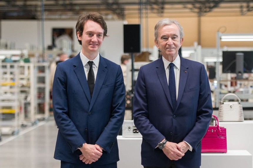 Bạn trai tin đồn của Lisa Blackpink và cuộc chiến giành khối tài sản thừa kế 222 tỷ USD - Ảnh 4.