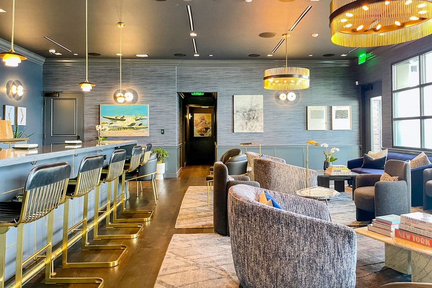 Khám phá khu vực phòng chờ VIP sân bay: Lisa Blackpink và con trai tỷ phú bí mật hẹn hò - Ảnh 3. Khám phá khu vực phòng chờ VIP sân bay: Lisa Blackpink và con trai tỷ phú bí mật hẹn hò - Ảnh 3.