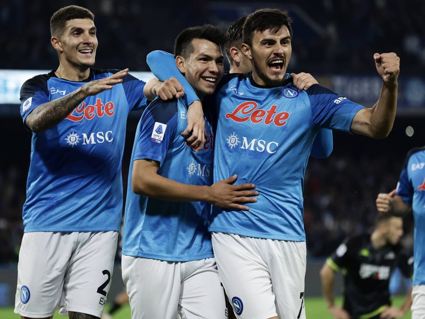 Napoli: Vũ khí chính vẫn là niềm vui - Ảnh 1.