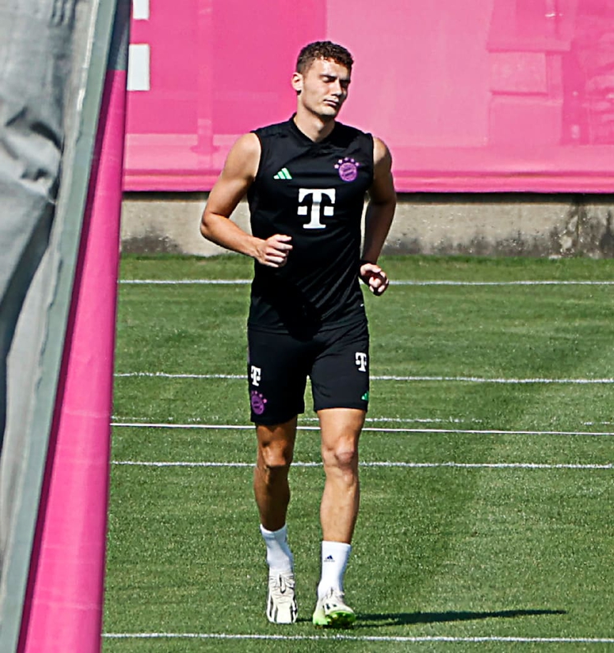 Tin chuyển nhượng MU 17/8: Liverpool mở đàm phán, MU lo sợ, chốt nhanh bản hợp đồng thứ 4 - Ảnh 4.