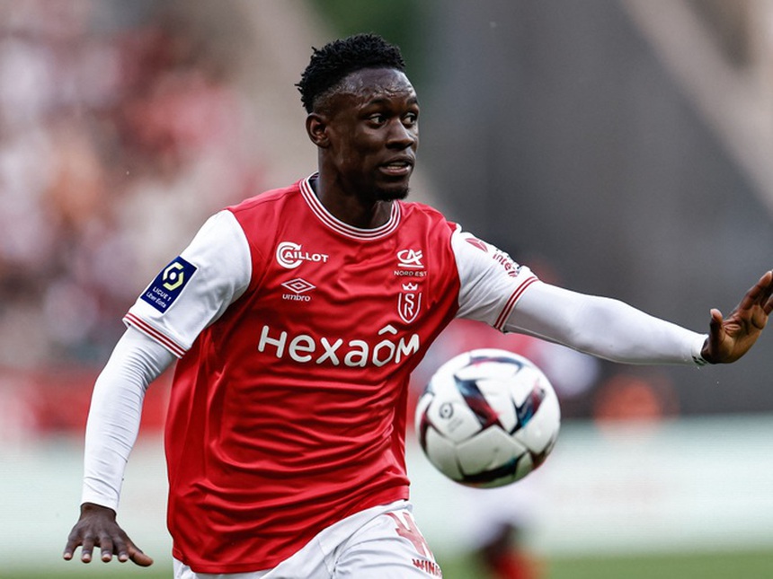 Tin chuyển nhượng 17/8: Hé lộ hợp đồng 'vua chúa' của Neymar, MU gặp khó trong chuyển nhượng - Ảnh 4.