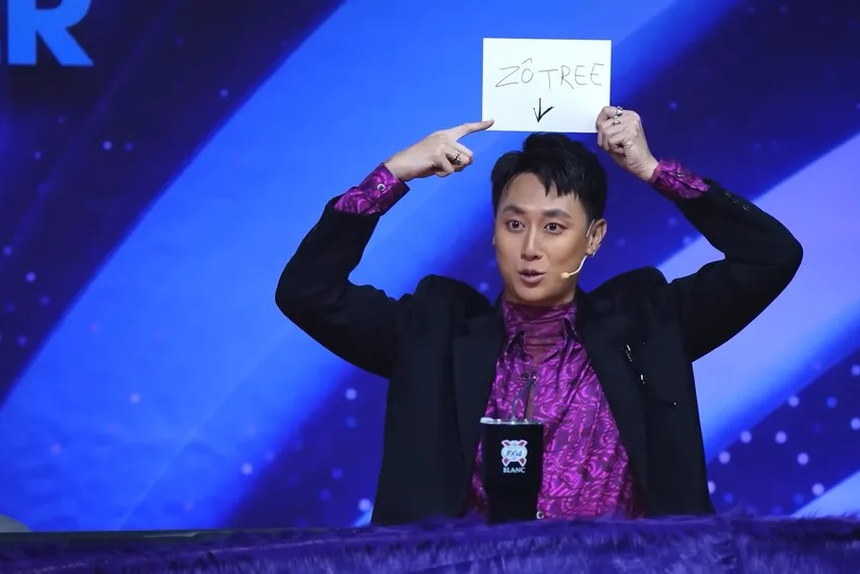 Ca sĩ mặt nạ 2 tập 3: Chuột Cherry ‘mê trai’, Madame Vịt là Hòa Minzy? - Ảnh 8.