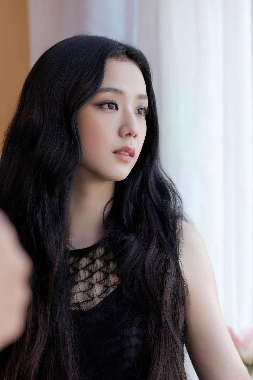 Jisoo Blackpink 'ghi điểm' với bạn trai Ahn Bo Hyun khi đang diễn concert - Ảnh 2. Jisoo Blackpink 'ghi điểm' với bạn trai Ahn Bo Hyun khi đang diễn concert - Ảnh 2.