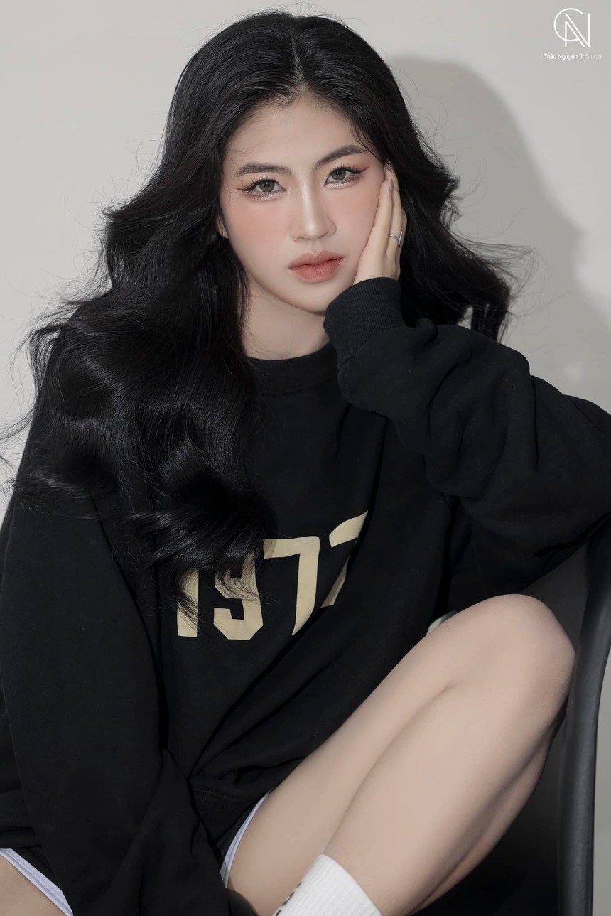 Hot girl Thanh Nhã khoe đường cong cực 'cháy' khiến các fan u mê không nhận ra - Ảnh 3. Hot girl Thanh Nhã khoe đường cong cực 'cháy' khiến các fan u mê không nhận ra - Ảnh 3.