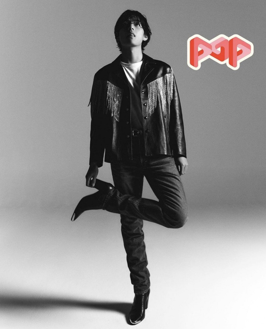 V BTS là nam ca sĩ solo thứ 2 sau Elton John lên bìa tạp chí 'POP' của Anh - Ảnh 8.