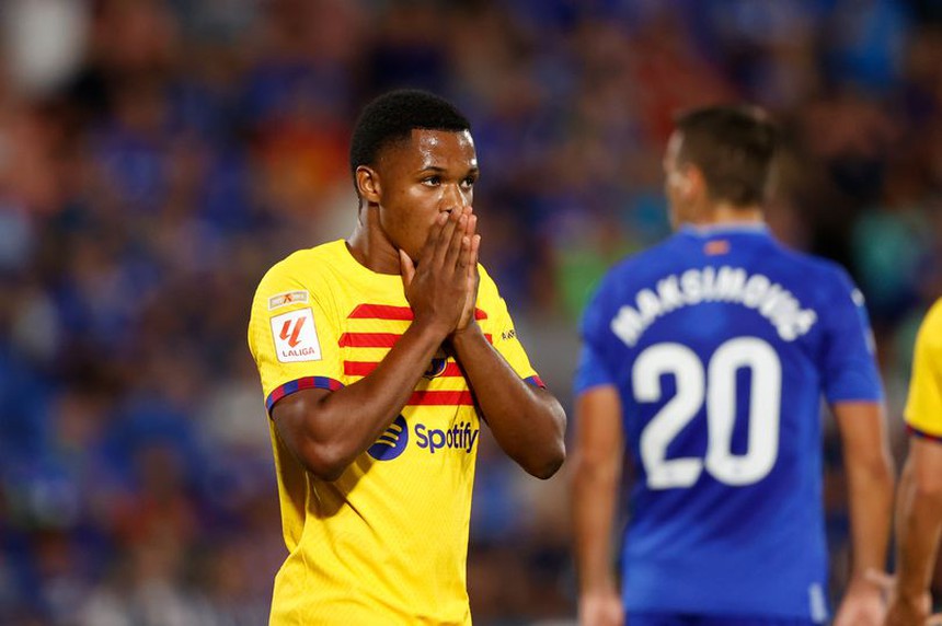 Tin chuyển nhượng 19/8: Inter vượt MU trong cuộc đua giành nhà vô địch World Cup, Arsenal theo đuổi 'Messi mới' - Ảnh 3.