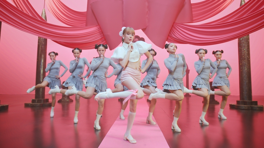 Thiều Bảo Trâm trở lại với sở trường vũ đạo, tiếp tục gây tò mò với câu hát cuối Teaser - Ảnh 3.