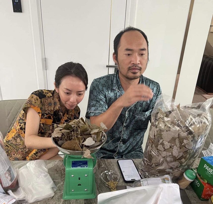 Sao Việt 19/8: Khánh Thi khoe được ông xã tặng quà, Trung Quân Idol nhập viện gấp vì tai nạn - Ảnh 3.