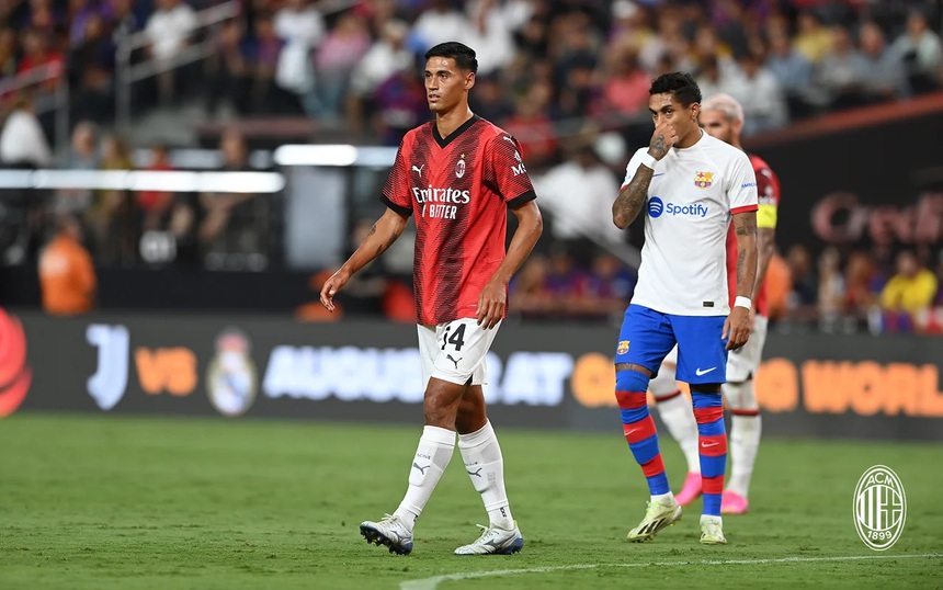 Milan trước mùa giải mới: Thời gian không chờ ông Pioli - Ảnh 1.