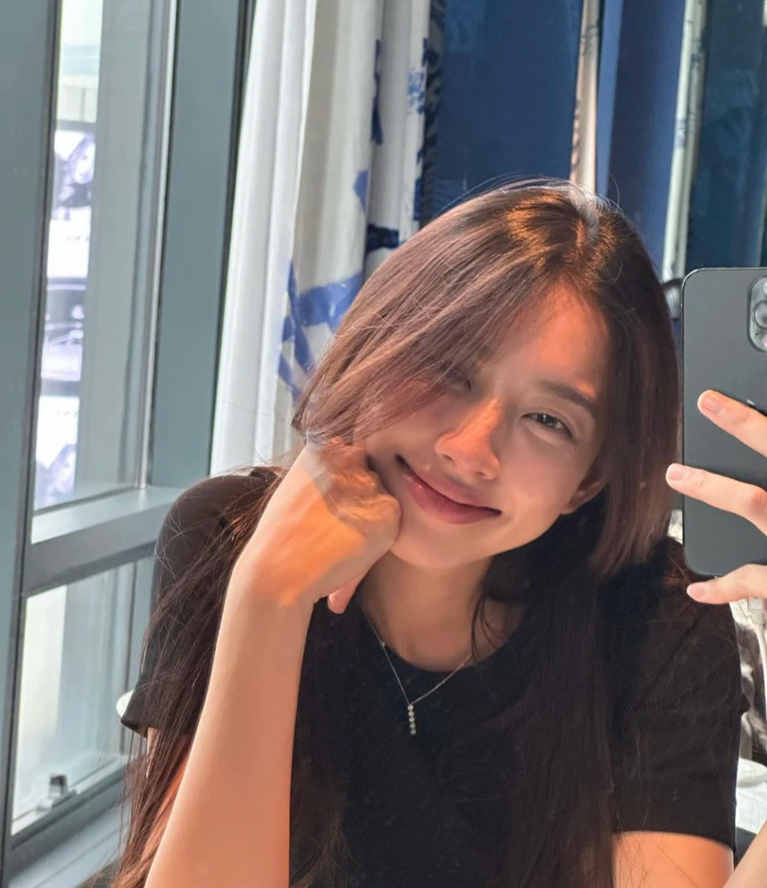 Sao Việt 2/8: Minh Hằng khoe ảnh đi du lịch trước khi lâm bồn, Hồ Quang Hiếu điển trai trong đám hỏi với vợ trẻ  - Ảnh 6.