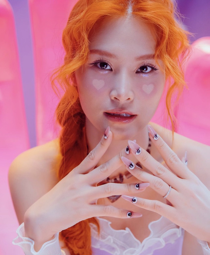 Sao Việt 20/8: Đông Nhi sắp ra MV mới, Tuấn Hưng nịnh vợ đầy ngọt ngào - Ảnh 2.