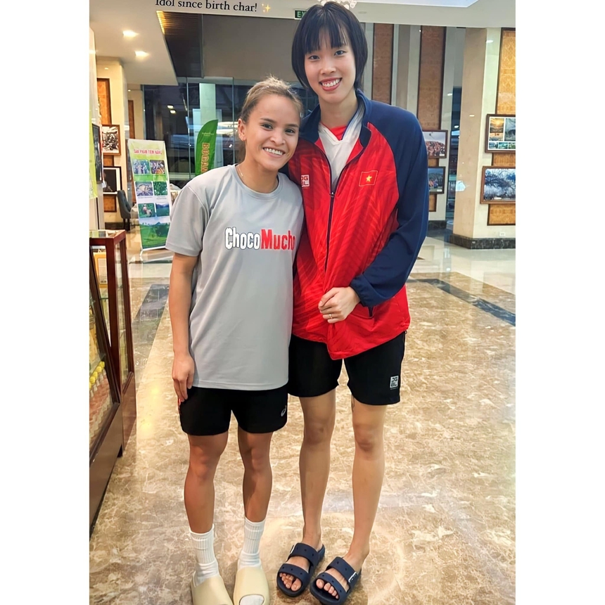 Thanh Thúy tỏa sáng ở VTV Cup, được nhà vô địch bóng chuyền Philippines gọi là ‘thần tượng’ - Ảnh 2.