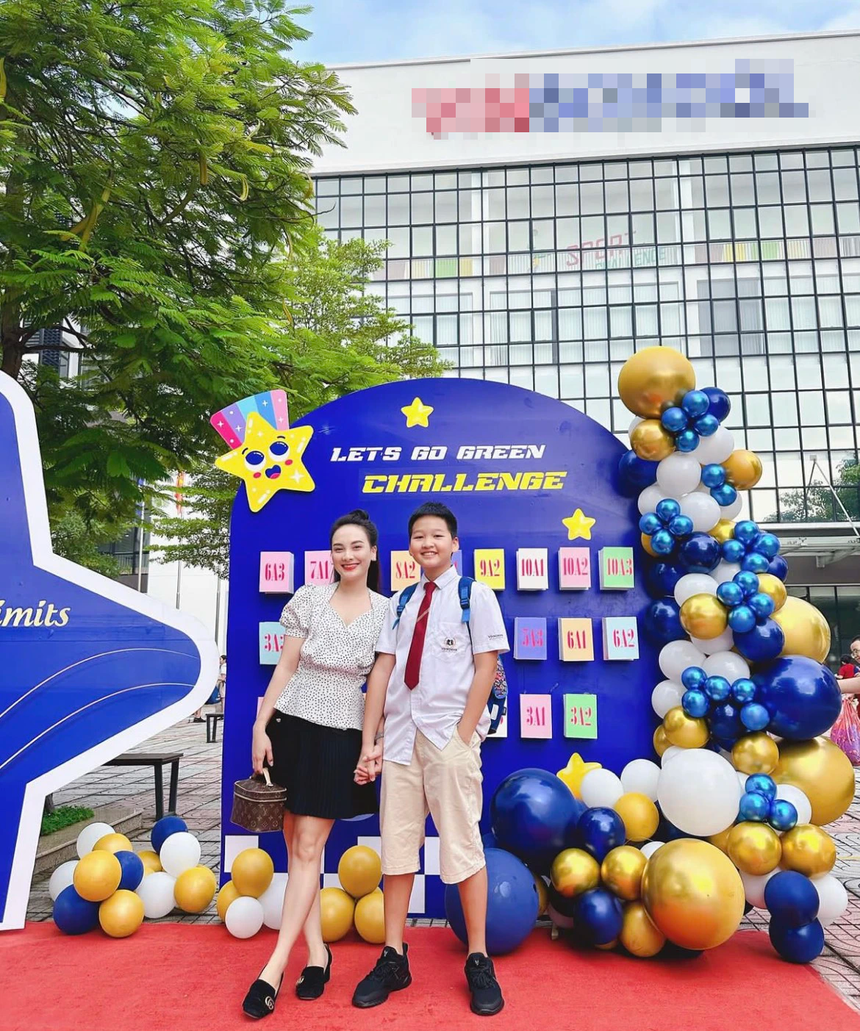 Sao Việt 21/8: Bảo Thanh, Huyền Lizzie khoe con, Đàm Thu Trang thon gọn hậu sinh con - Ảnh 1. Sao Việt 21/8: Bảo Thanh, Huyền Lizzie khoe con, Đàm Thu Trang thon gọn hậu sinh con - Ảnh 1.