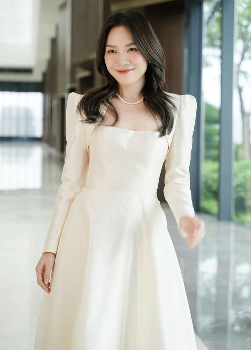 Bí quyết giữ eo thon dáng nuột của Mỹ Tâm: Tập vũ đạo 4 tiếng mỗi ngày, ăn ít tinh bột - Ảnh 2.