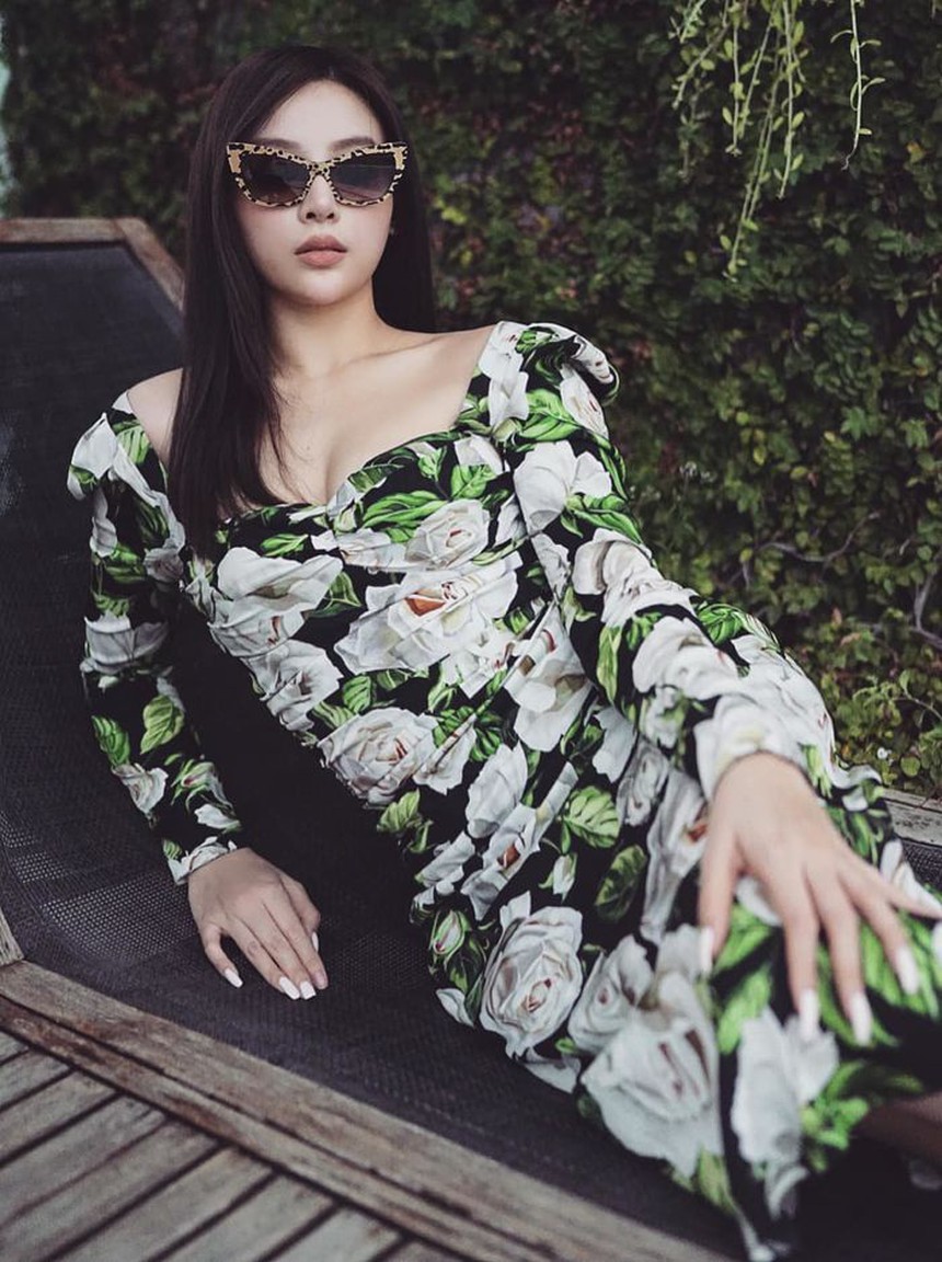 Khi Hồ Ngọc Hà đụng hàng váy áo với loạt sao nữ: Mẹ 3 con hiếm khi thất thế - Ảnh 8.