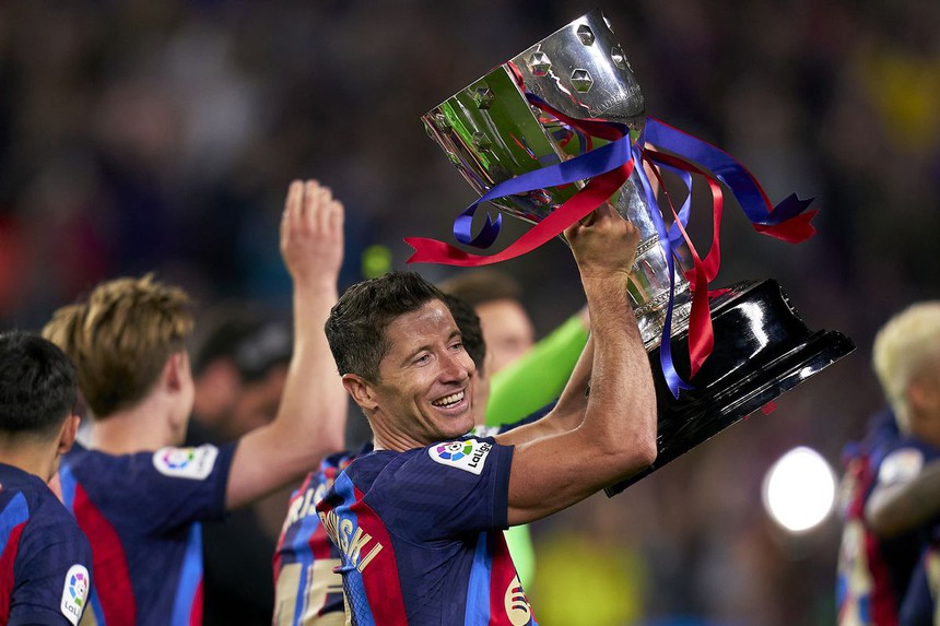 Sinh nhật Lewandowski tuổi 35: Từ ông vua Bundesliga tới 'người cứu rỗi' Barcelona - Ảnh 5.