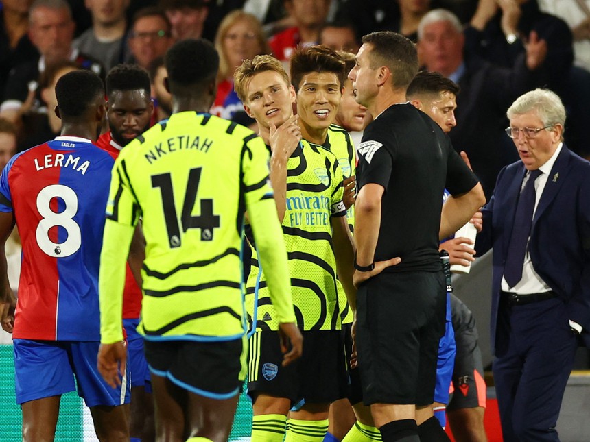 Crystal Palace–Arsenal 0-1: Vẻ đẹp của chiến thắng xấu xí - Ảnh 1.