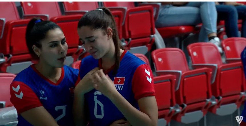 Tát học trò ở giải thế giới, HLV bóng chuyền nữ U21 Tunisia bị đình chỉ nhiệm vụ  - Ảnh 3.