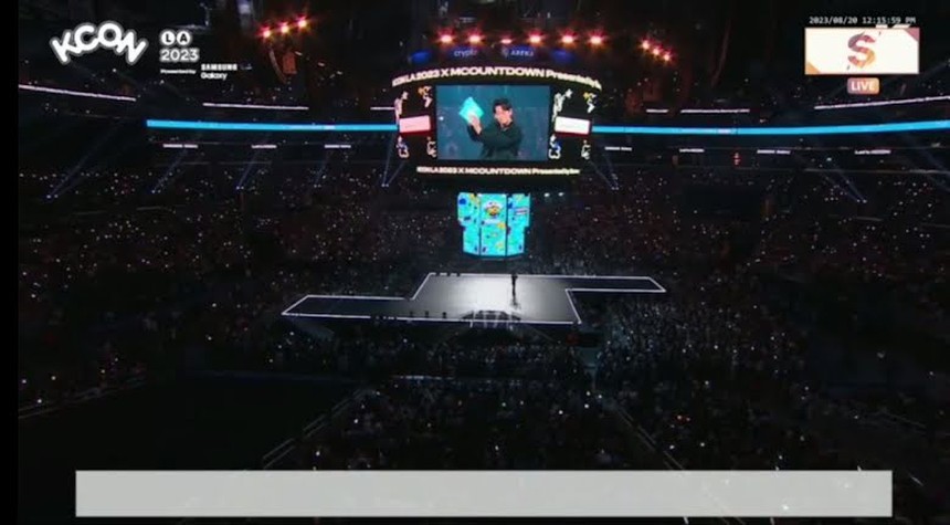 ‘Ông hoàng K-pop' BTS từng trải qua 2 'biển đen' trong sự nghiệp - Ảnh 1.