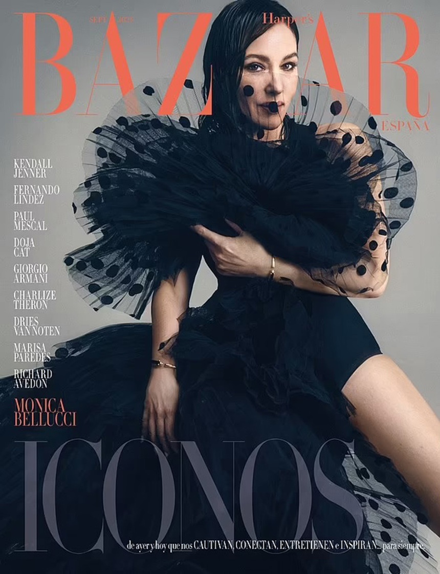 Monica Bellucci quyến rũ trên 'Harper's Bazaar', chia sẻ về mối tình lãng mạn mới sau 10 năm độc thân - Ảnh 2.