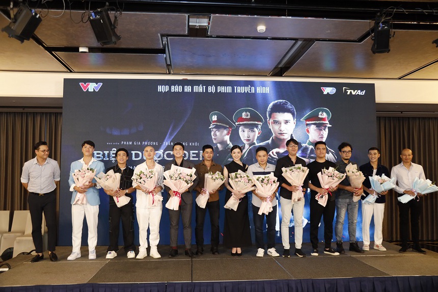 'Cảnh sát hình sự' trở lại: Hoàng Anh Vũ, Bình An tạo hình 'khét lẹt', Huỳnh Anh lần đầu đóng công an - Ảnh 10.