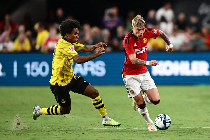 Brandon Williams chuẩn bị gia nhập Ipswich Town