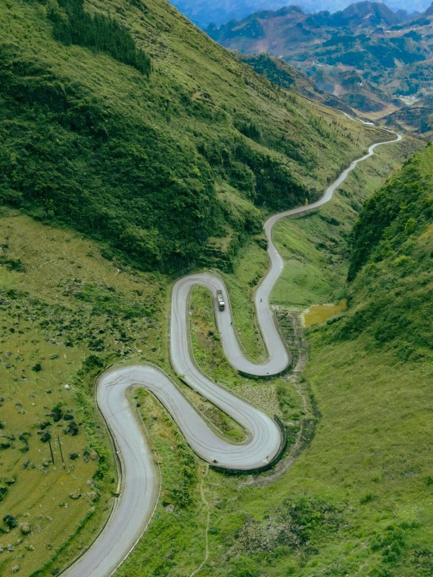 Những cung đường đẹp nhất Việt Nam, dân mê phượt nào cũng một lần đi qua - Ảnh 2. Những cung đường đẹp nhất Việt Nam, dân mê phượt nào cũng một lần đi qua - Ảnh 2.