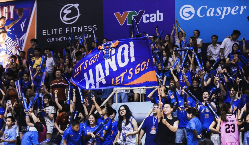 Home game by Kem Tràng Tiền: Bữa tiệc giải trí đỉnh cao tri ân lượng fans kỷ lục của Hanoi Buffaloes - Ảnh 1. Home game by Kem Tràng Tiền: Bữa tiệc giải trí đỉnh cao tri ân lượng fans kỷ lục của Hanoi Buffaloes - Ảnh 1.