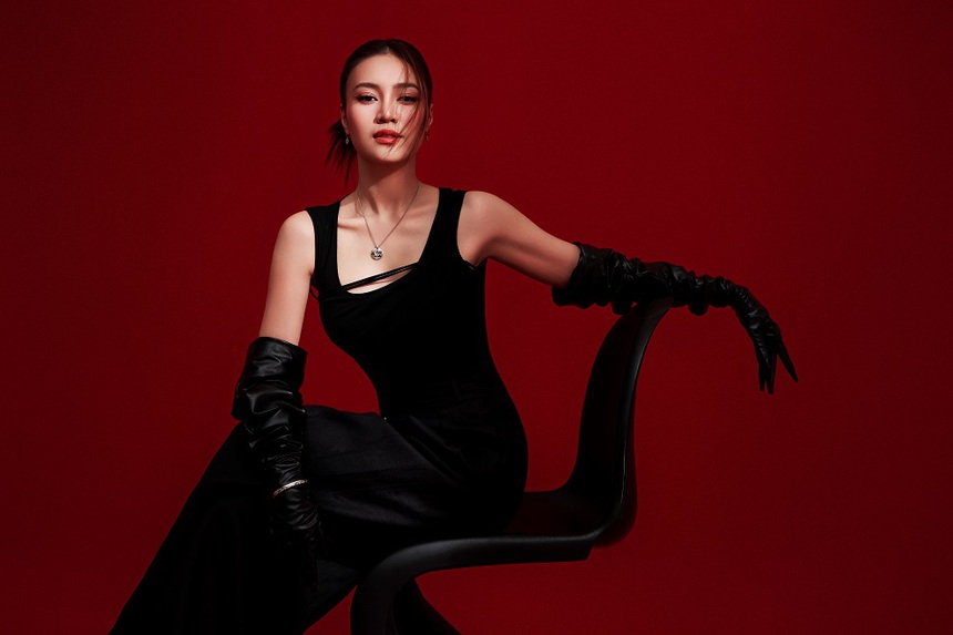 Soi Profile cực hot của 4 Chị đẹp đầu tiên tham gia ‘Chị đẹp đạp gió rẽ sóng 2023’ - Ảnh 7.