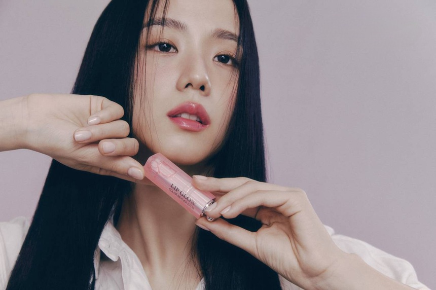 Khẳng định 'sống tốt vì fan', Jisoo Blackpink ẩn ý đã tái ký hợp đồng? - Ảnh 7.