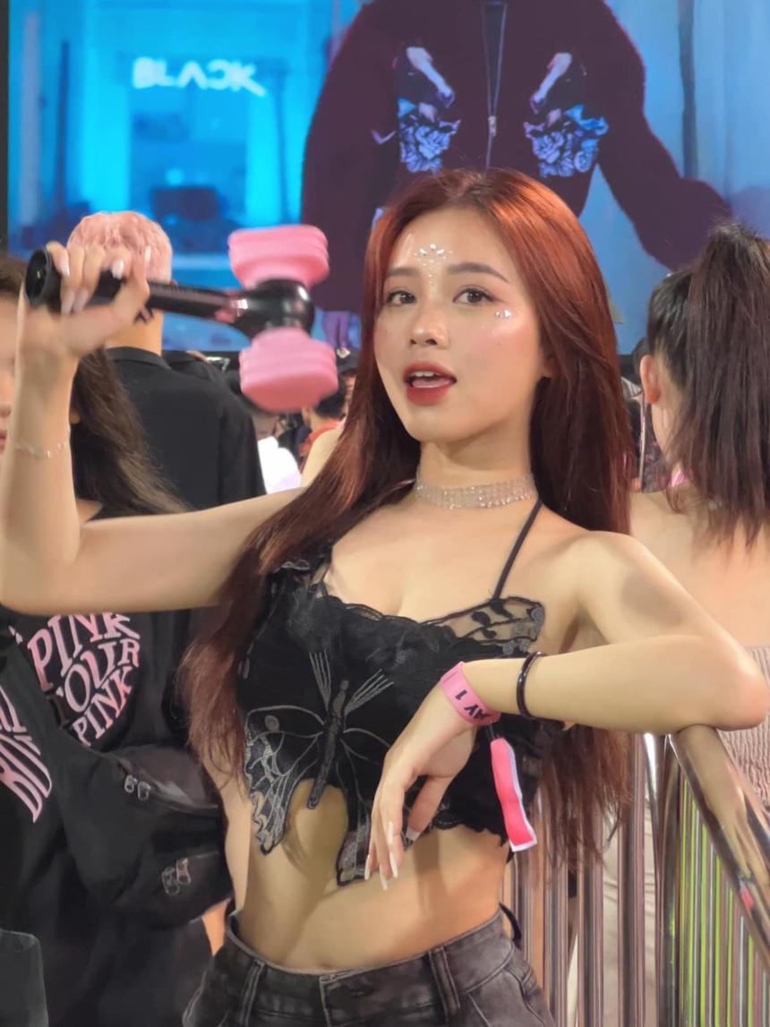 Tan chảy với nhan sắc bạn gái Nhâm Mạnh Dũng, thì ra là hot Tiktoker nổi rần rần - Ảnh 8.