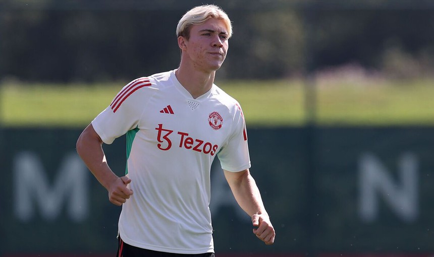 Tin chuyển nhượng MU 24/8: Tân binh thứ 4 hoàn tất kiểm tra y tế với MU - Ảnh 5.