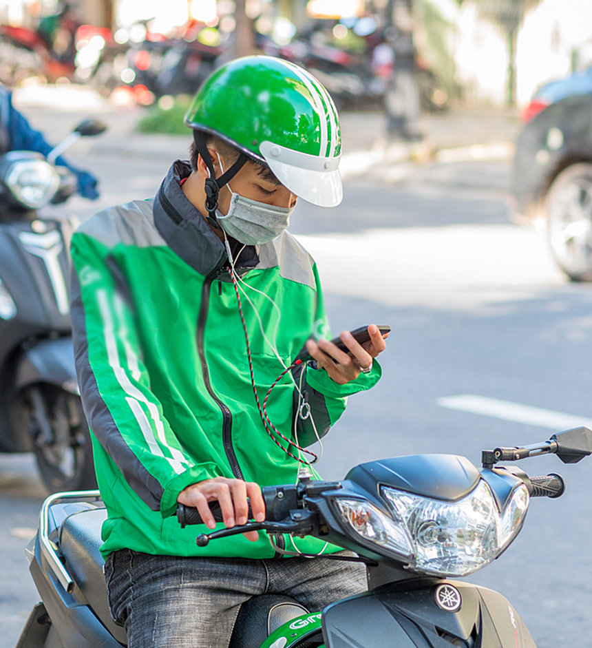 Đội nắng đội mưa chạy xe cả ngày được 150 nghìn mới thấm thía giá trị bằng đại học - Ảnh 4. Đội nắng đội mưa chạy xe cả ngày được 150 nghìn mới thấm thía giá trị bằng đại học - Ảnh 4.