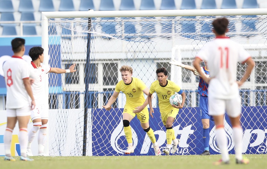 U23 Việt Nam hiên ngang vào chung kết sau trận thắng áp đảo Malaysia - Ảnh 3.