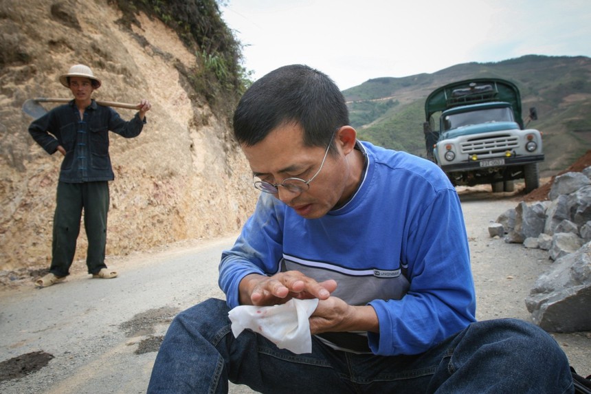 Cuộc đời sau ống kính: Gặp Đỗ Anh Tuấn ở cao nguyên đá - Ảnh 1. Cuộc đời sau ống kính: Gặp Đỗ Anh Tuấn ở cao nguyên đá - Ảnh 1.