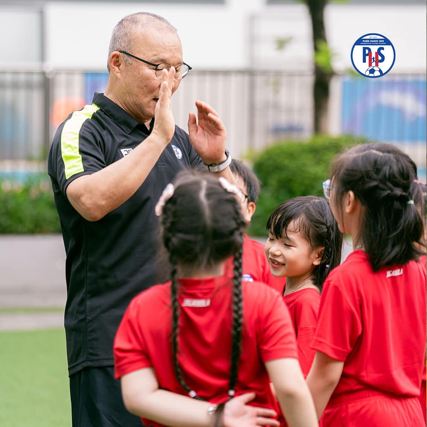 Học viện bóng đá quốc Park Hang Seo ra mắt - Ảnh 2.