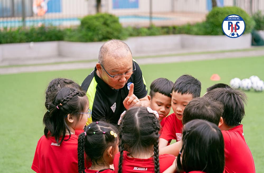 Học viện bóng đá quốc Park Hang Seo ra mắt - Ảnh 3.