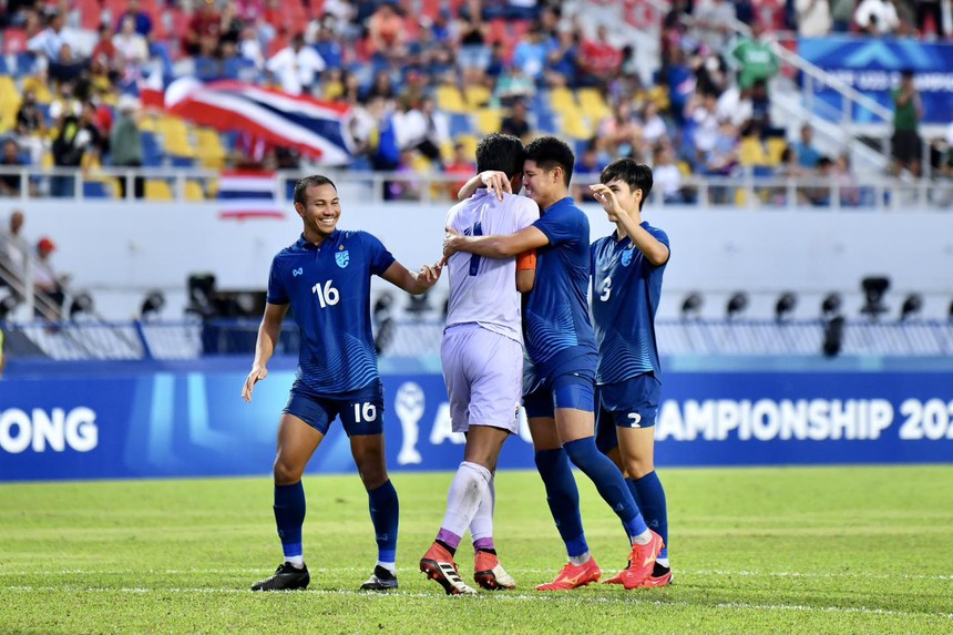 Bóng đá Việt Nam 26/8: Xác định đội thăng hạng V-League 1 2023/24 - Ảnh 6. Bóng đá Việt Nam 26/8: Xác định đội thăng hạng V-League 1 2023/24 - Ảnh 6.