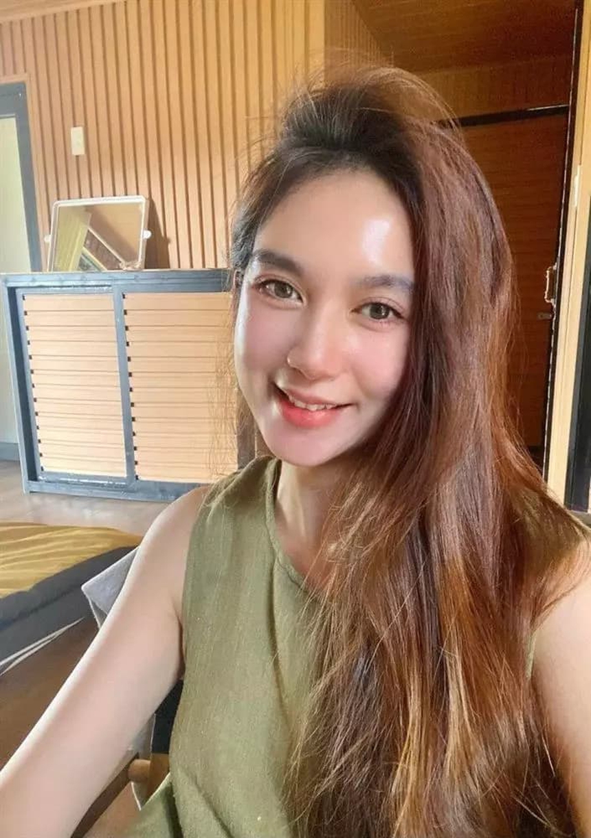 Bà xã Lý Hải sinh 4 con vẫn phơi phới: Bí quyết nhờ hạn chế đồ ngọt - Ảnh 7. Bà xã Lý Hải sinh 4 con vẫn phơi phới: Bí quyết nhờ hạn chế đồ ngọt - Ảnh 7.